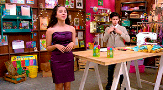 Comparando decimales y creando nuevos trajes