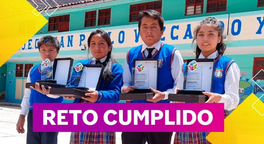 Estudiantes obtuvieron premio a la excelencia