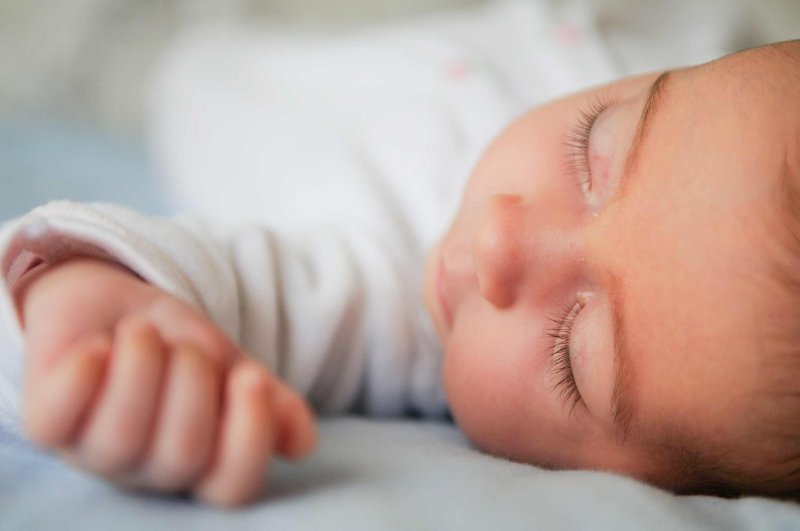 Qué hacer si mi hijo se orina en la cama